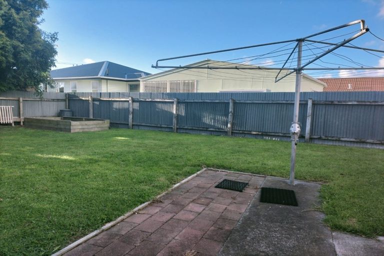 Photo of property in 5a Martin Road, Paraparaumu Beach, Paraparaumu, 5032