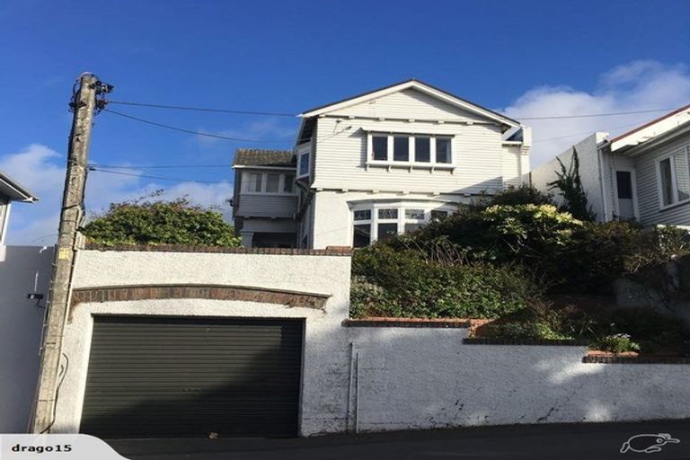 Photo of property in 77 Webb Street, Mount Cook, Wellington, 6011