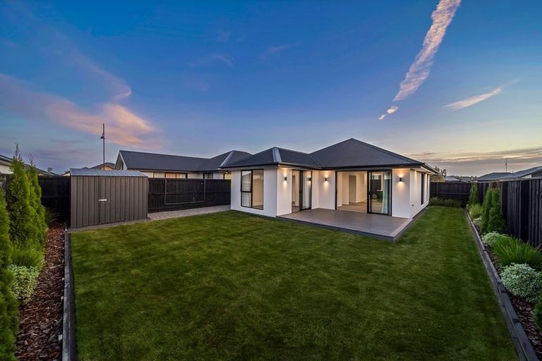 Photo of property in 25 Te Pakiaka Road, Pegasus, 7612