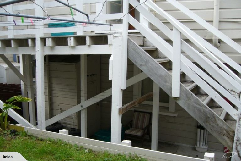 Photo of property in 26 Macdonald Crescent, Te Aro, Wellington, 6011