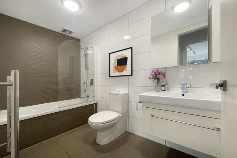 Photo of property in Revolucion Apartments, 103n/28 Torrens Terrace, Mount Cook, Wellington, 6011