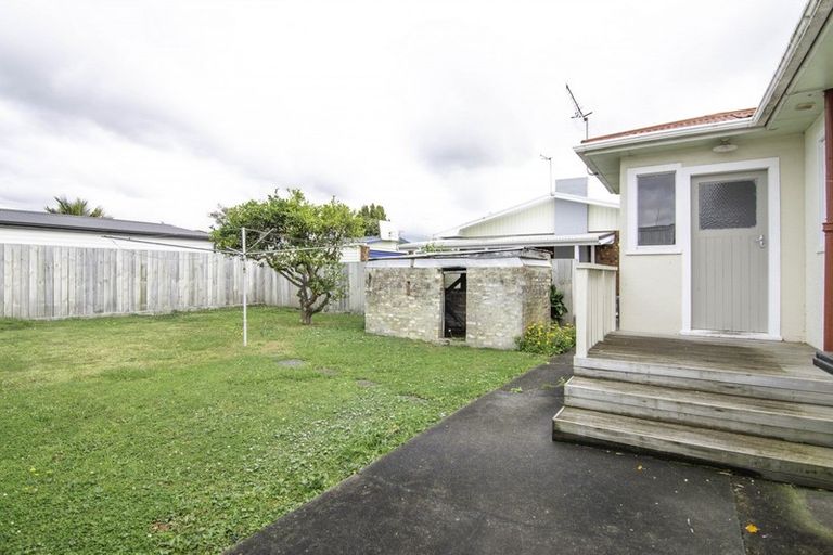 Photo of property in 8 Ronberg Street, Highbury, Palmerston North, 4412