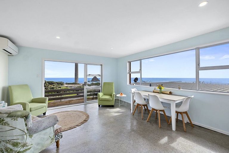 Photo of property in 2/31 Findlay Street, Moturoa, New Plymouth, 4310