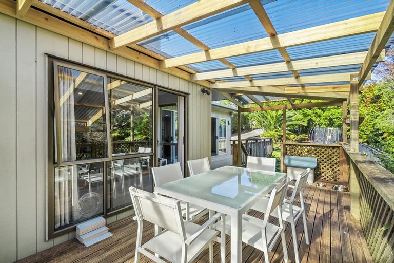 Photo of property in 35 Great North Road, Riverhead, 0820