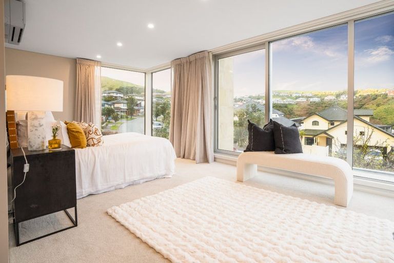 Photo of property in 51 Amesbury Drive, Churton Park, Wellington, 6037