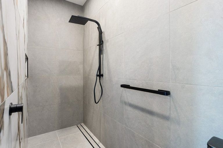 Photo of property in 8 Whio Place, Waikanae, 5036