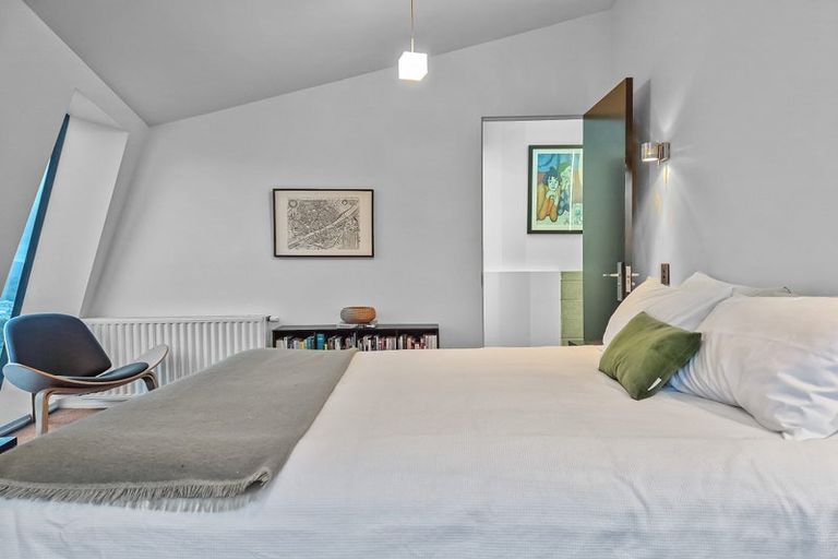 Photo of property in 64a Orangi Kaupapa Road, Northland, Wellington, 6012