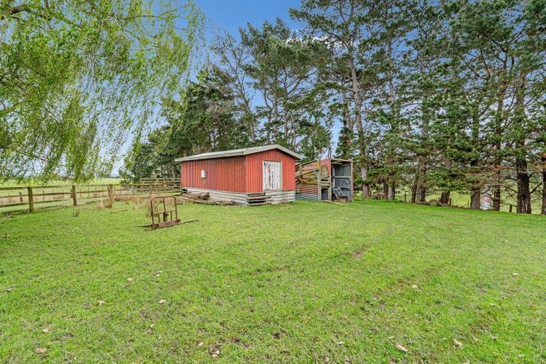 Photo of property in 245 Halcombe Road, Feilding, 4775