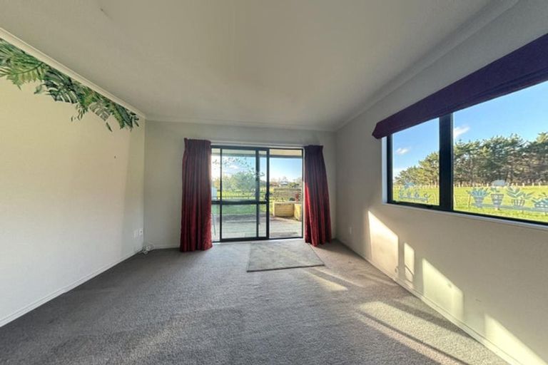 Photo of property in 262 Te Waka Road, Otaki, 5581
