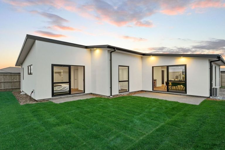 Photo of property in 8 Kite Street, Rolleston, 7614