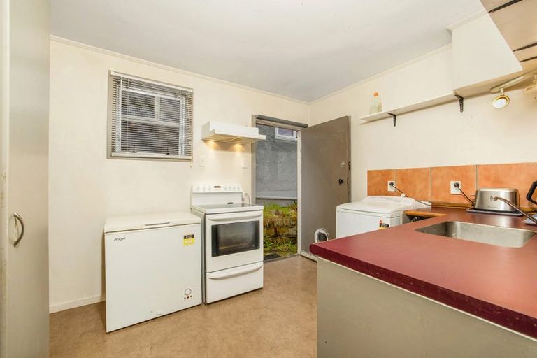 Photo of property in 26 Jones Street, Dunedin Central, Dunedin, 9016