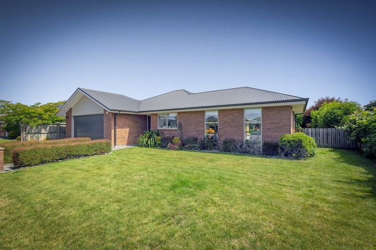 Photo of property in 5 Highworth Crescent, Rolleston, 7615