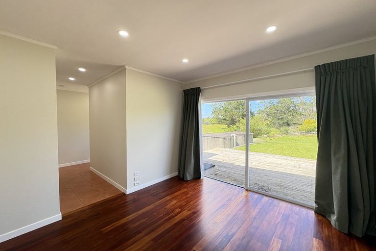 Photo of property in 619 State Highway 16, Kumeu, 0891