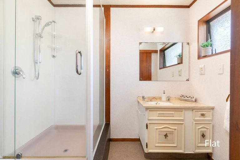 Photo of property in 5 Berwick Place, Mount Maunganui, 3116