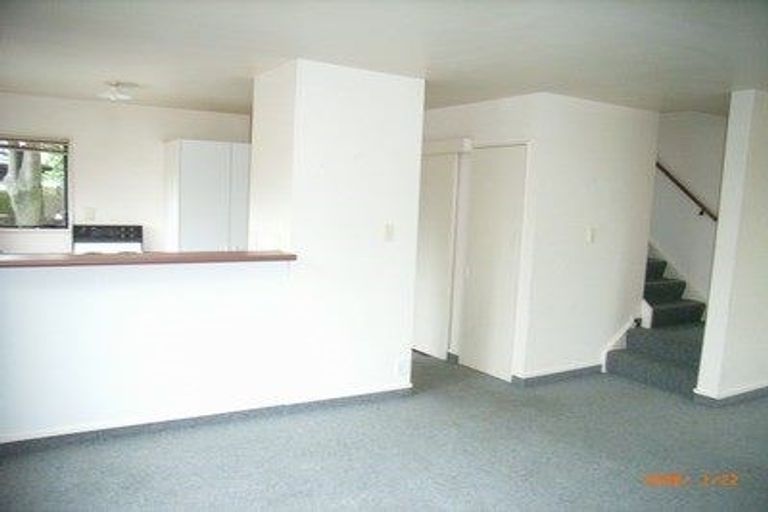 Photo of property in 4/10 Dilworth Street, Riccarton, Christchurch, 8011