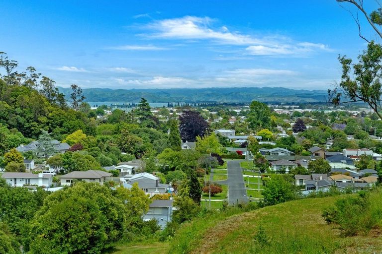 Photo of property in 71 Seddon Crescent, Whataupoko, Gisborne, 4010