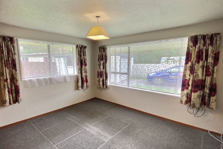 Photo of property in 81 Hoffman Street, Hokitika, 7810