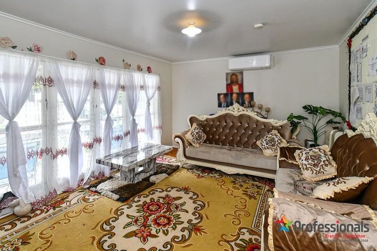 Photo of property in 1/15 Onslow Road, Papakura, 2110