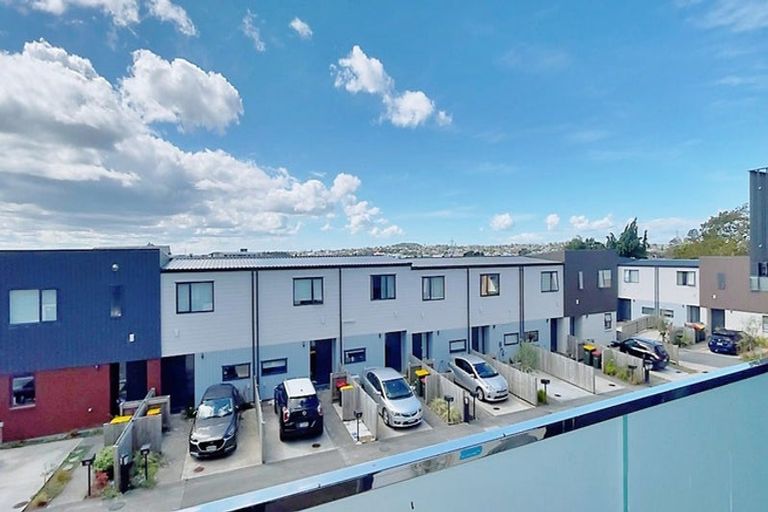 Photo of property in 103/50 Clay Works Lane, New Lynn, 0600