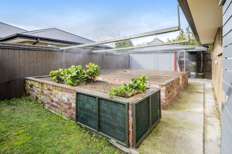 Photo of property in 24 Cairnbrae Drive, Prebbleton, 7604