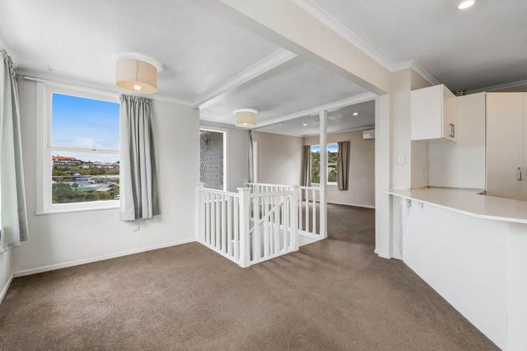 Photo of property in 21 Matai Road, Stanmore Bay, Whangaparaoa, 0932