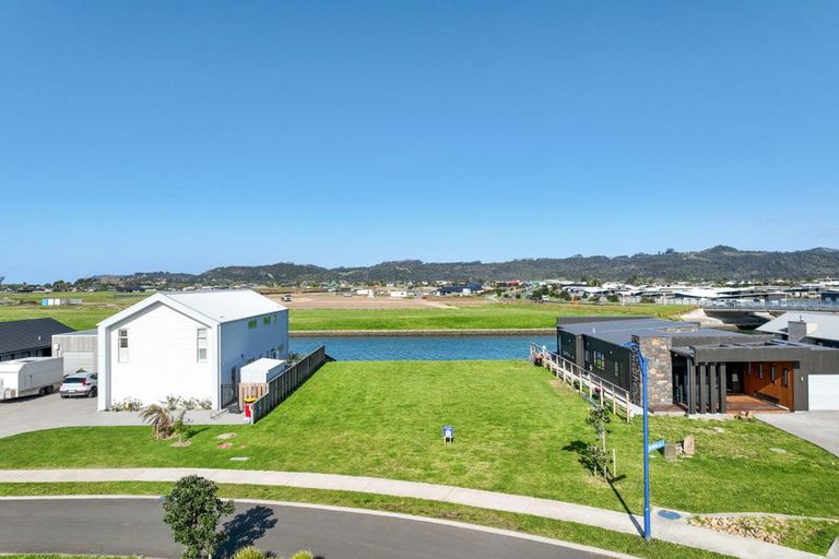 Photo of property in 14 Ngaroma Crescent, Whitianga, 3510