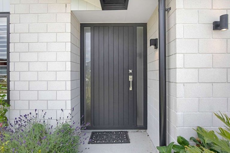 Photo of property in 3 Kohuhu Place, Motuoapa, 3382
