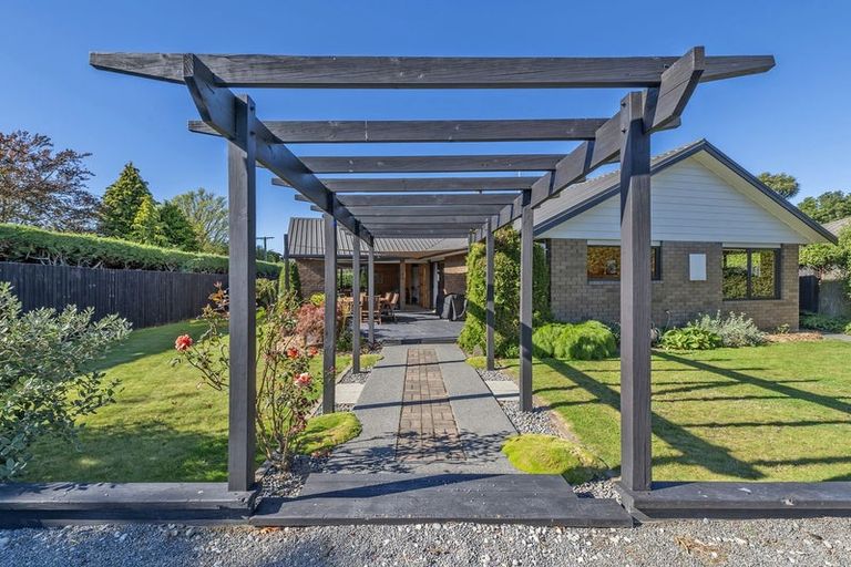 Photo of property in 9 De Renzie Place, Kirwee, Darfield, 7571