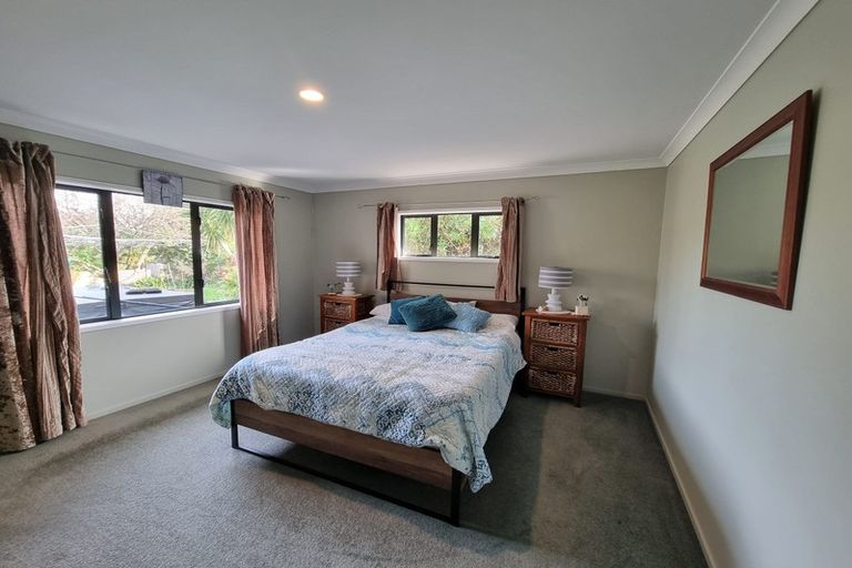 Photo of property in 22 Kaiwaka Road, Waiuku, 2123