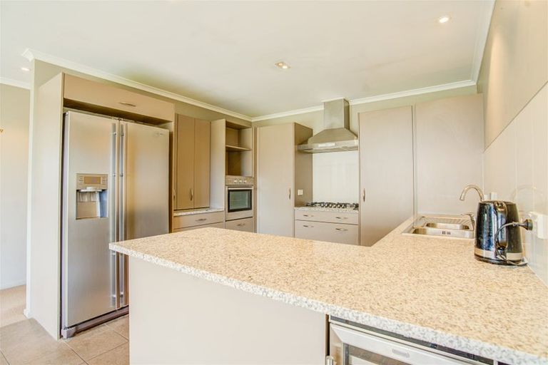 Photo of property in 19 Burns Street, Milton, 9220