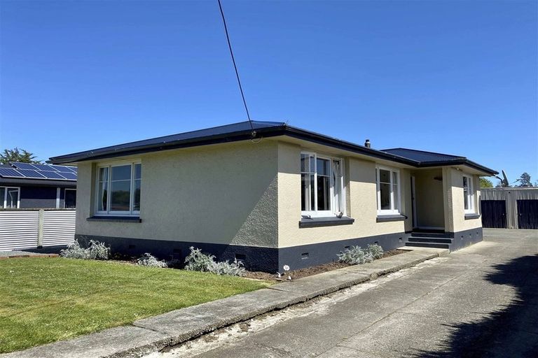 Photo of property in 13 Moir Street, Makarewa, Invercargill, 9876