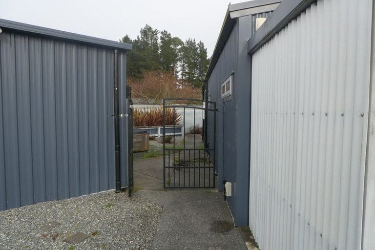 Photo of property in 5 Pukaki Avenue, Ngahere, 7872