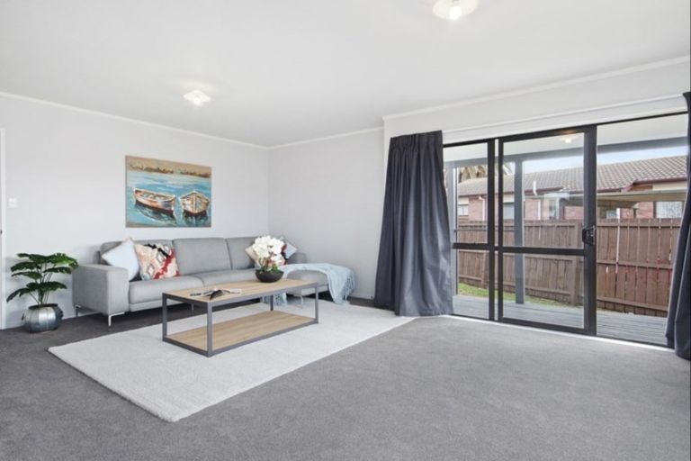 Photo of property in 14c Puriri Road, Pukekohe, 2120