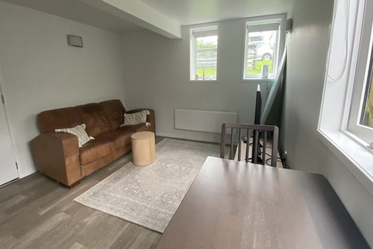 Photo of property in 42 Pitau Road, Mount Maunganui, 3116