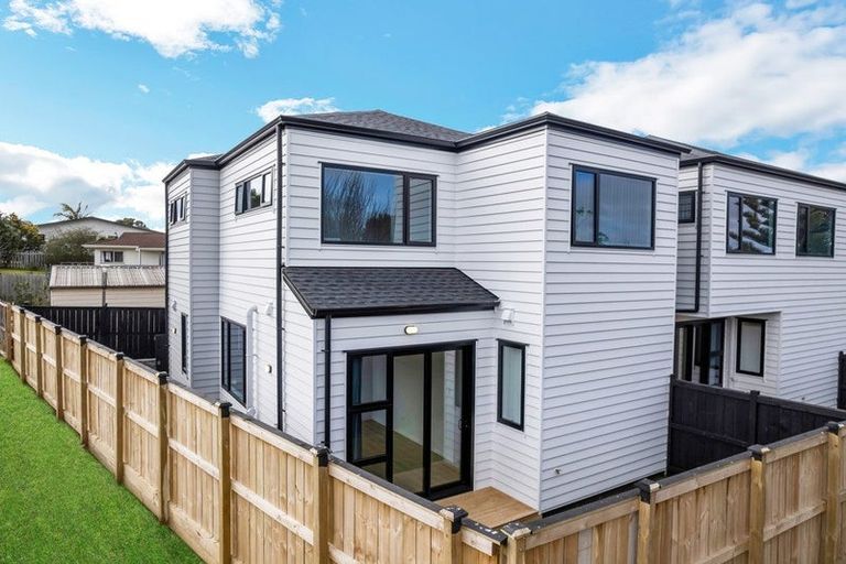 Photo of property in 193d Mahia Road, Wattle Downs, Auckland, 2103