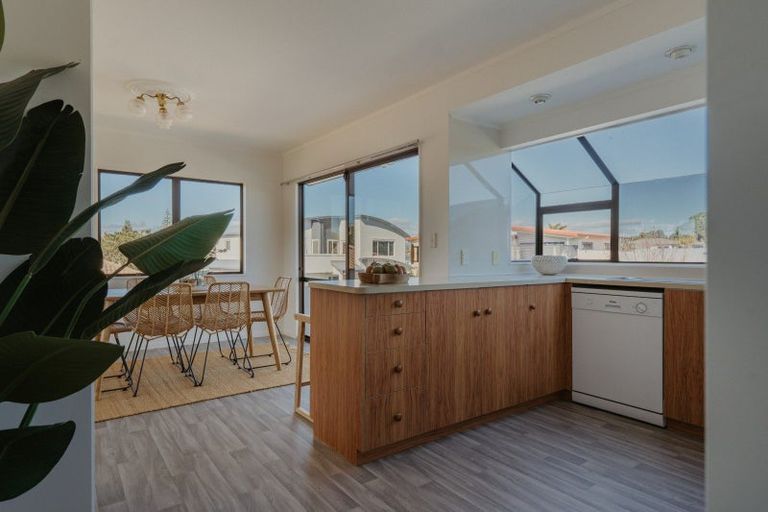 Photo of property in 102 Harbour Road, Ohope, 3121