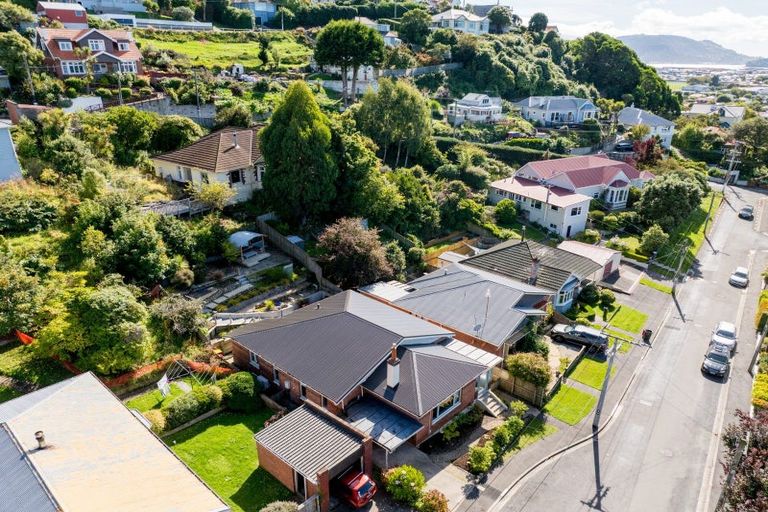 Photo of property in 16 Motu Street, Saint Clair, Dunedin, 9012