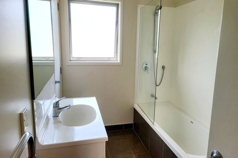 Photo of property in 4 Melksham Drive, Churton Park, Wellington, 6037