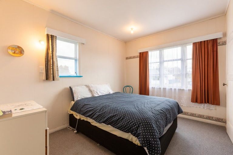 Photo of property in 240 High Street, Dannevirke, 4930