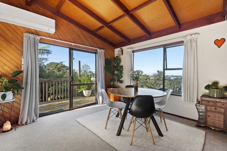 Photo of property in 417 Paremoremo Road, Paremoremo, Auckland, 0632