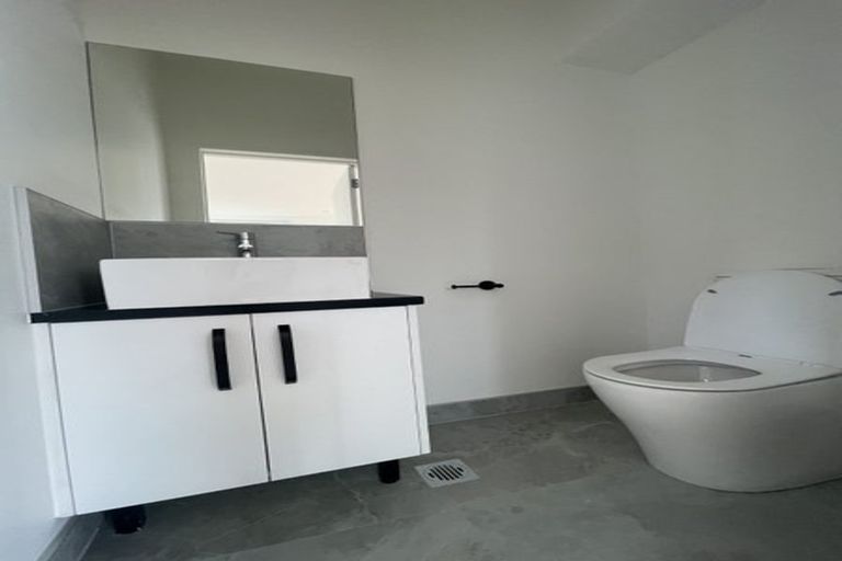 Photo of property in 1 Zion Road, Birkenhead, Auckland, 0626