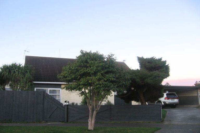 Photo of property in 8 Buller Place, Westbrook, Palmerston North, 4412