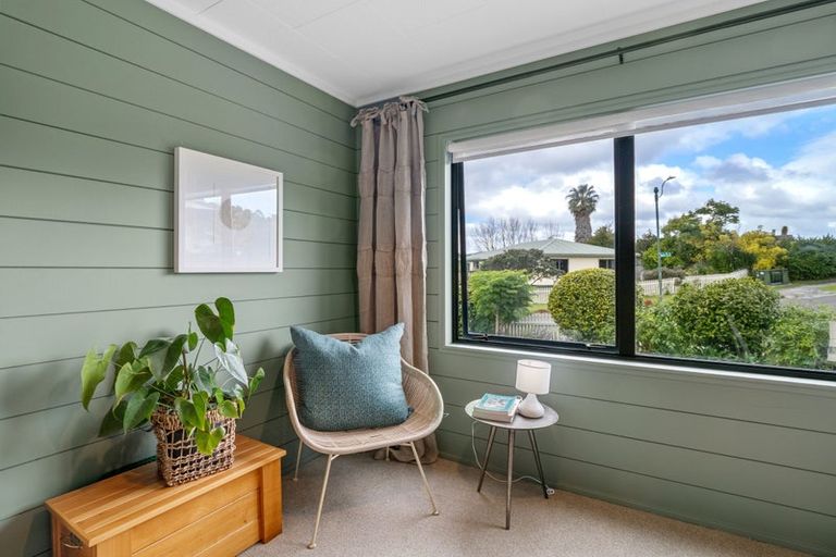 Photo of property in 2 Kassa Rise, Helensville, 0800