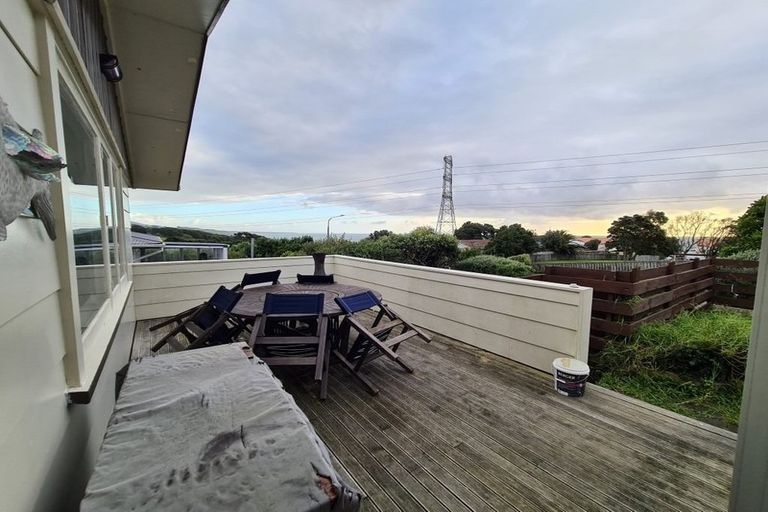 Photo of property in 65 Marama Crescent, Spotswood, New Plymouth, 4310