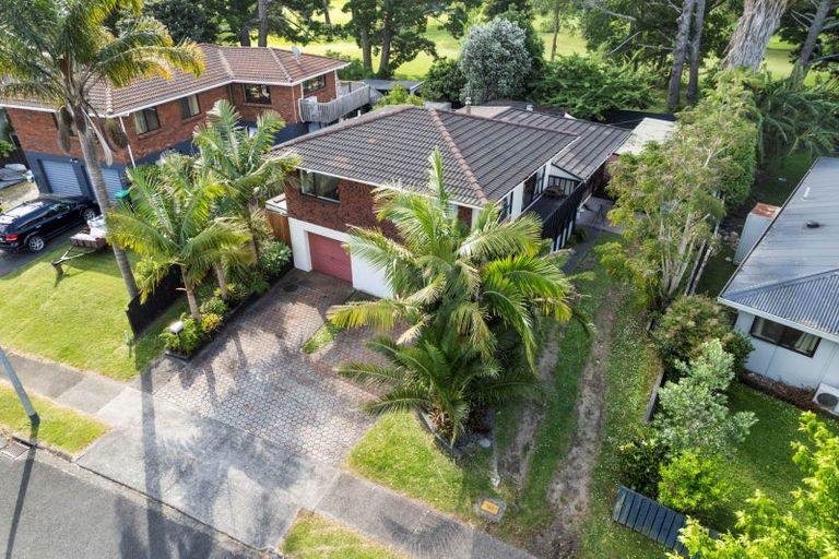 Photo of property in 17 Pinehurst Place, Wattle Downs, Auckland, 2103
