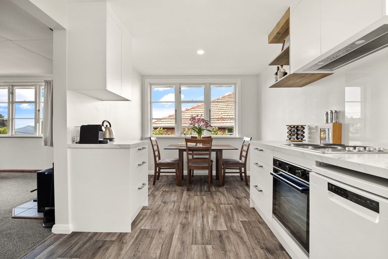 Photo of property in 18 Mooltan Street, Halfway Bush, Dunedin, 9010