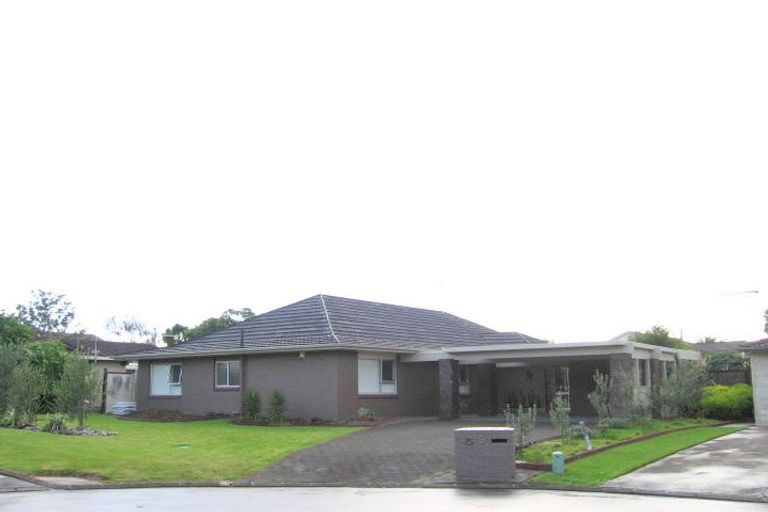 Photo of property in 9 Broman Place, Half Moon Bay, Auckland, 2012