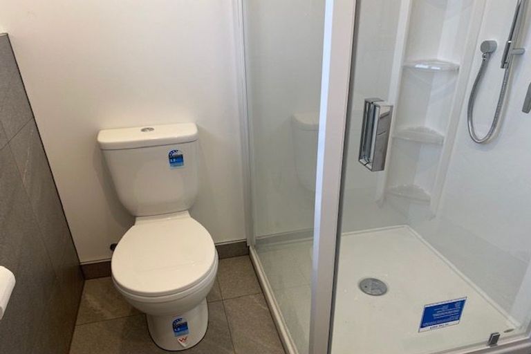 Photo of property in 5-7 Esk Street, Roslyn, Palmerston North, 4414