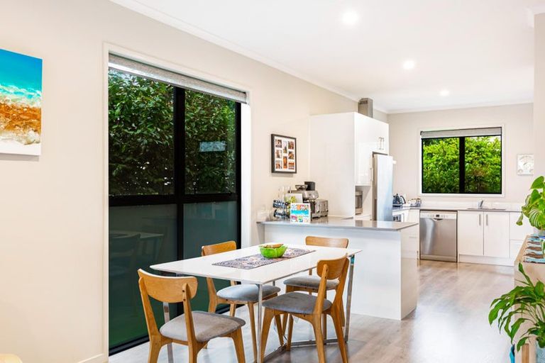 Photo of property in 22 Peihana Road, Hobsonville, Auckland, 0616