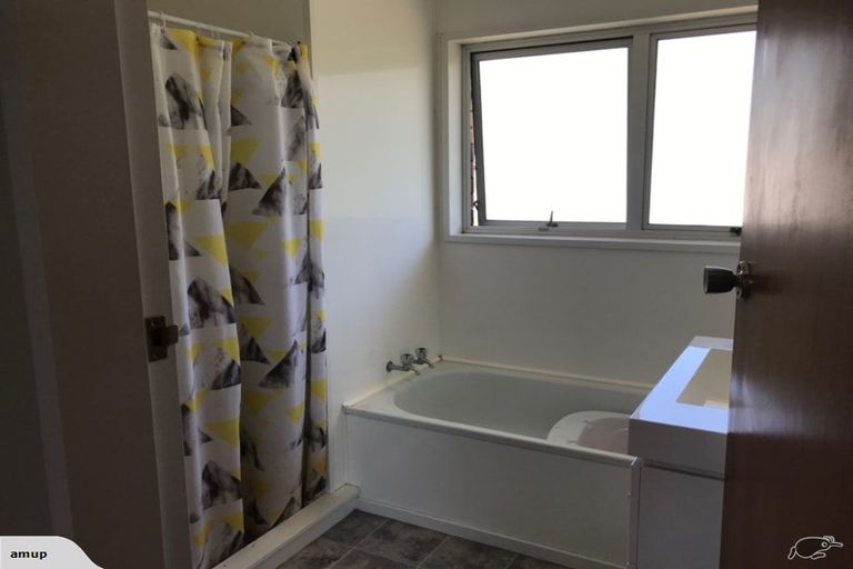 Photo of property in 53 Marellen Drive, Red Beach, 0932